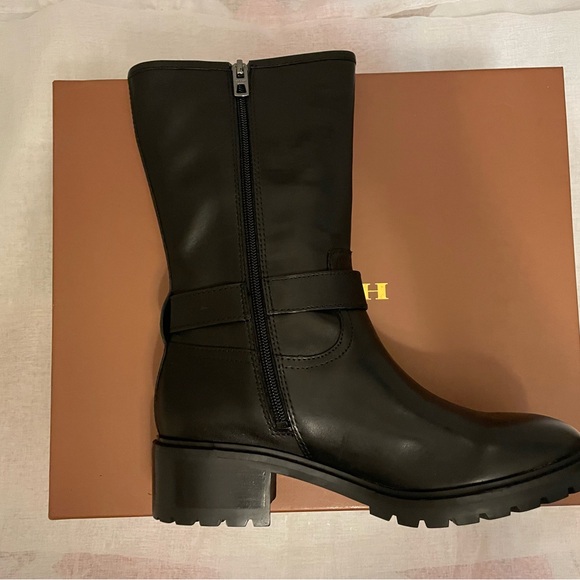 Matte Black Coach Leather boots - Picture 2 of 4